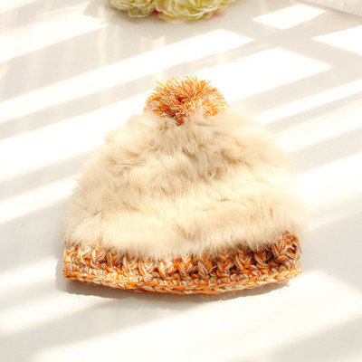 Κομψό καπέλο σε τρία χρώματα