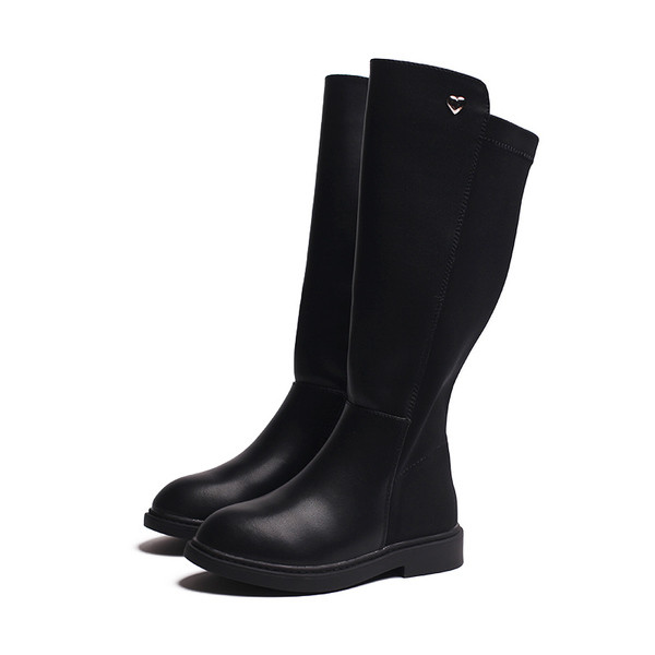 Κομψές παιδικές μπότες για κορίτσια με επίπεδη σόλα και μίνι διακόσμηση καρδιάς