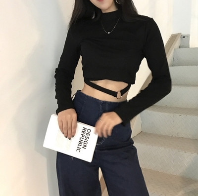 Λεπτή κοντή μπλούζα κοντό μανίκι σε μαύρο και άσπρο