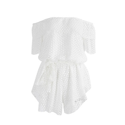 Κομψή γυναικεία φόρμα με ελεύθερα κεκλιμένους ώμους σε λευκό χρώμα