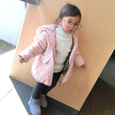 Дебело зимно детско яке в семпъл модел с топла качулка с ушички в черен,розов и лилав цвят