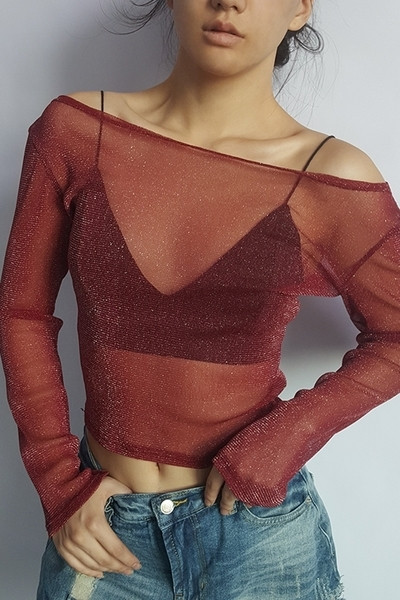 Прозрачна лъскава дамска блуза с паднали рамене