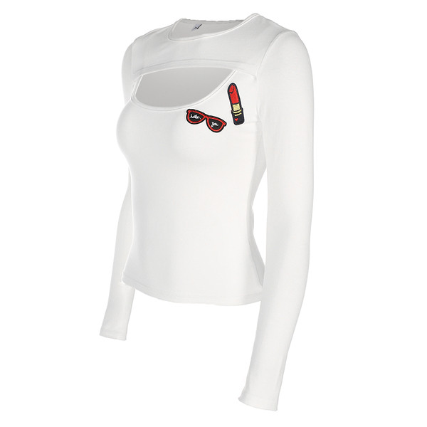 Дамска slim блуза с оголено деколте в бял цвят