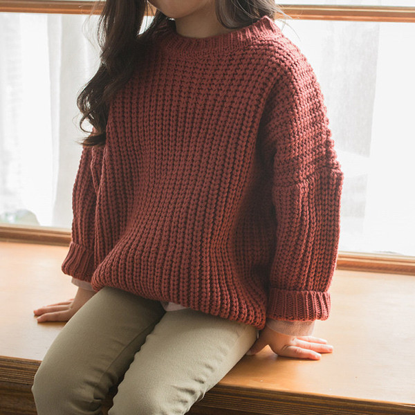 Χειμώνας παχύ πουλόβερ μωρών για κορίτσια με λοξότατο κολάρο σε ευρύ μοτίβο