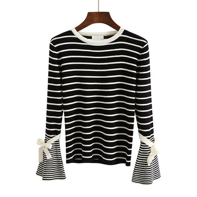 Γυναικεία μπλούζα καθημερινή με ριγέ μανίκια