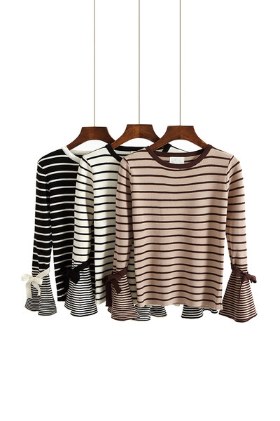 Γυναικεία μπλούζα καθημερινή με ριγέ μανίκια