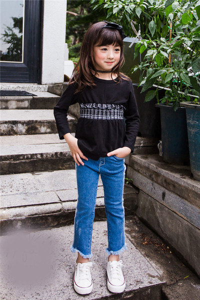 Σύγχρονα καθημερινά τζιν παιδιών για κορίτσια με περιθώρια