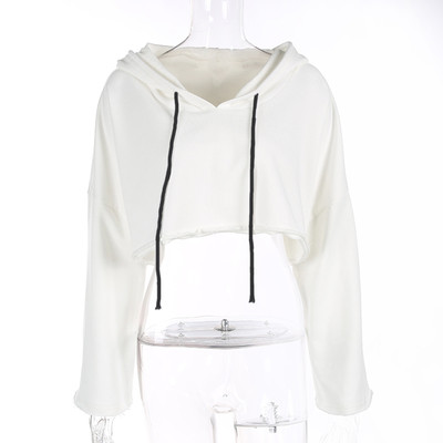 Скъсена дамска блуза в широк модел с качулка в черен и бял цвят