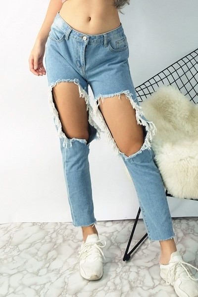 Τζιν γυναικεία - σκισμένη  με ψηλή μέση, σε ανοιχτό χρώμα