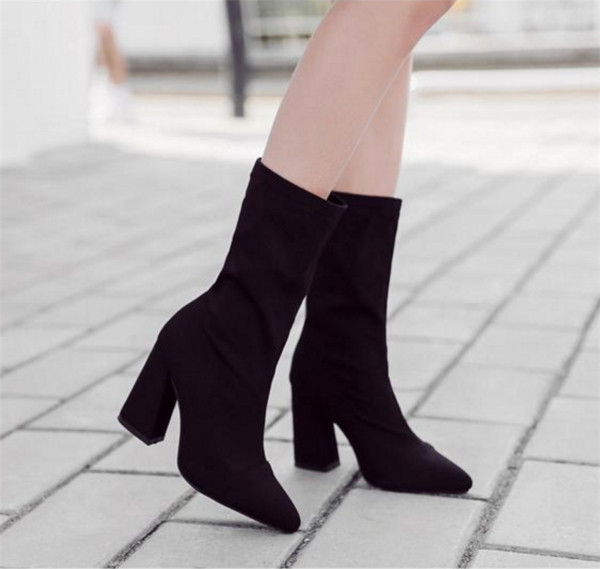 Χειμερινές μπότες κυρίες με ύψος αστραγάλου και παχιά φτέρνα