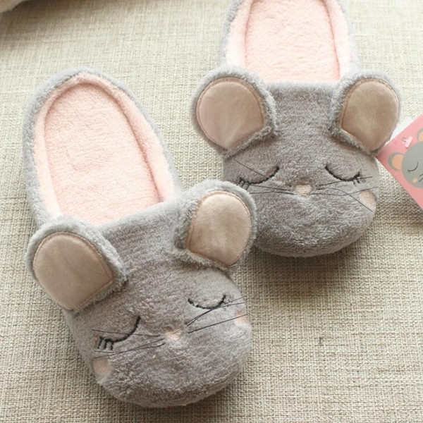 Awesome ζεστασιά γυναικών σε σχήμα ενός ποντικιού