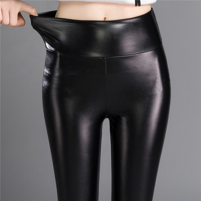 Дамски клин от еко кожа в черен цвят в три модела