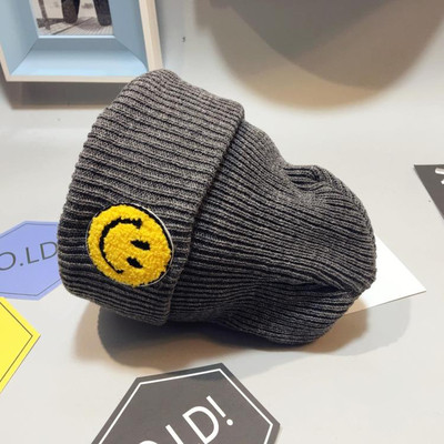 Χειμώνας μονόκεντρου-φθινοπώρου με emoticon σε διάφορα χρώματα