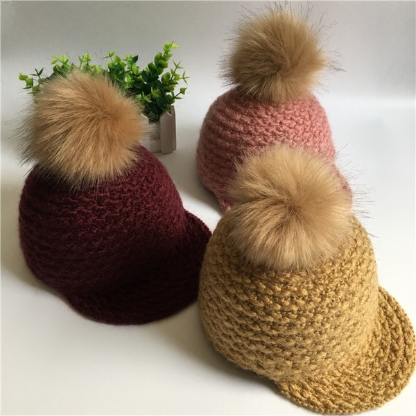 Πλεκτά παιδικά καπέλα με κουκούλα και κουκούλα σε διάφορα χρώματα