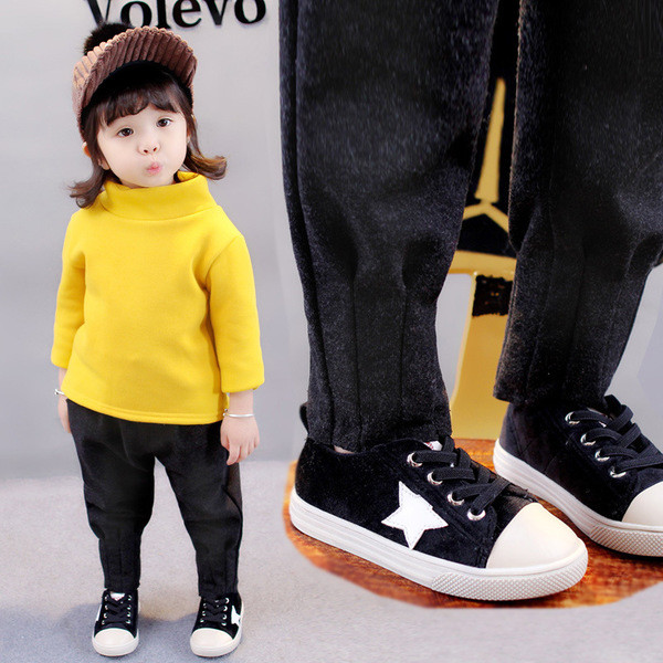 Καθημερινά παιδικά παντελόνια για κορίτσια σε μαύρο χρώμα