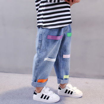 Детски дънки за момичета стил boyfriend с цветни ленти