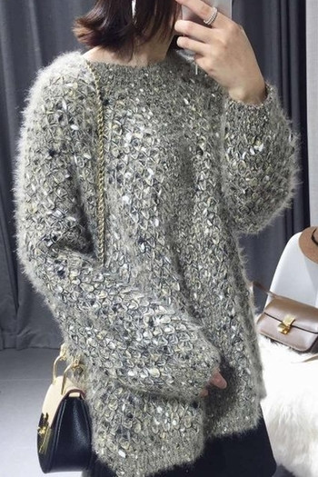 Стилен широк дамски пуловер в два цвята, подходящ за ежедневие
