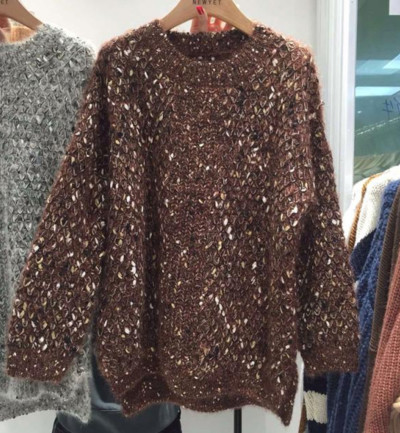 Κομψό γυναικείο πουλόβερ σε δύο χρώματα, κατάλληλο για την καθημερινή ζωή