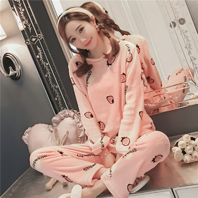 Дамски пухена пижама от две части в няколко разцветки