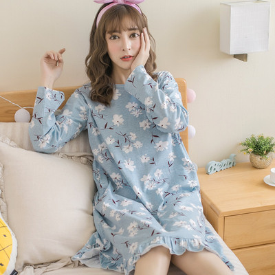 Μακρύ γυνιακέιο νυχτικόσε πολλές αποχρώσεις