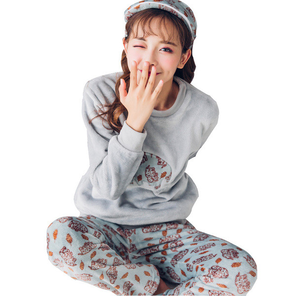 Χειμερινή γυναικέια πιτζάμα σε γκρι χρώμα