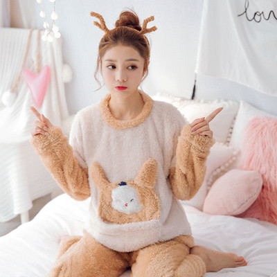 Стилна дамска плюшена пижама в много модели и цветове