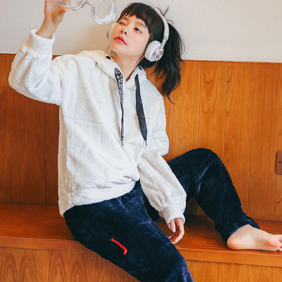 Дамска дебела пижама от две части в много модели и цветове