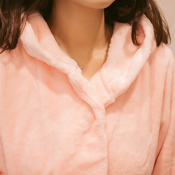 Ολόσωμη γυναικεία ρόμπα σε ροζ χρώμα