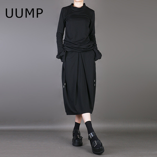 Κυρίες ασύμμετρη φούστα με ενδιαφέρον σχέδιο και υψηλή μέση