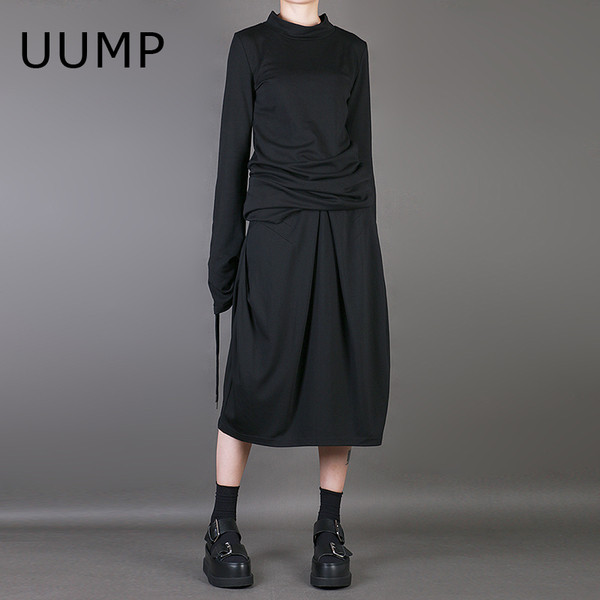 Κυρίες ασύμμετρη φούστα με ενδιαφέρον σχέδιο και υψηλή μέση