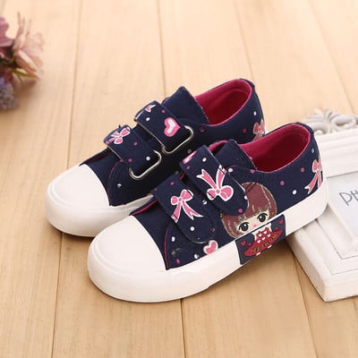 Περιστασιακά πάνινα παπούτσια για κορίτσια με μπαλώματα και ενδιαφέροντα σχέδια - διαφορετικά σχέδια και χρώματα