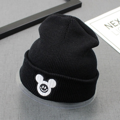 Παιδικό καπέλο χειμώνα σε πολλά διαφορετικά μοντέλα με ενδιαφέρουσα κίνηση