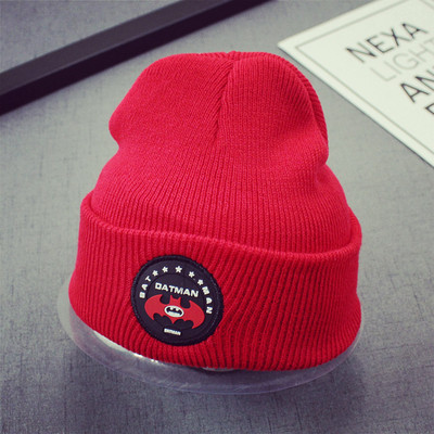 Παιδικό καπέλο χειμώνα σε πολλά διαφορετικά μοντέλα με ενδιαφέρουσα κίνηση