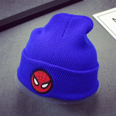 Παιδικό καπέλο χειμώνα σε πολλά διαφορετικά μοντέλα με ενδιαφέρουσα κίνηση