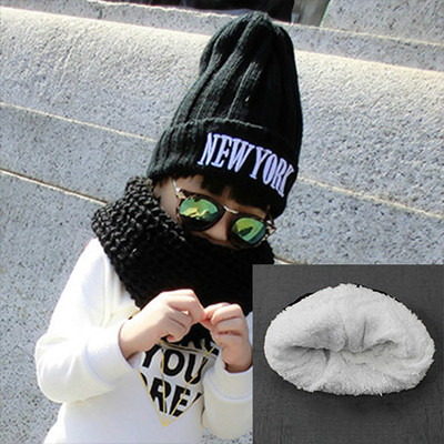 Παιδικό καπέλο χειμώνα σε πολλά διαφορετικά μοντέλα με ενδιαφέρουσα κίνηση