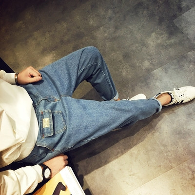 Κομψά τζιν φθινοπωρινά-χειμωνιάτικα τζιν σε τρία χρώματα κατάλληλα για καθημερινή ζωή