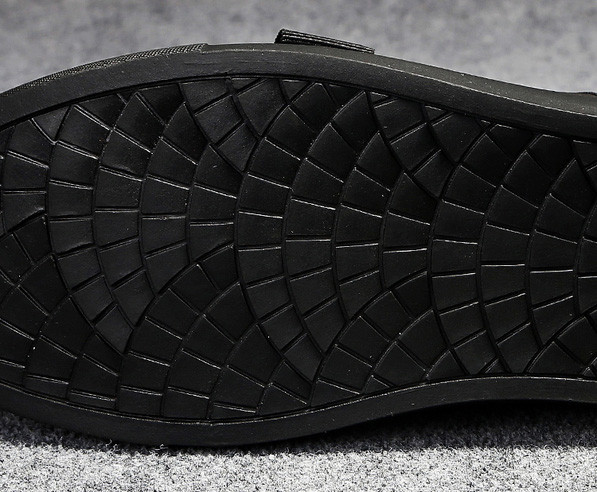 Casual αρσενικό ψηλό τακούνι με μπαλώματα, 2 χρώματα