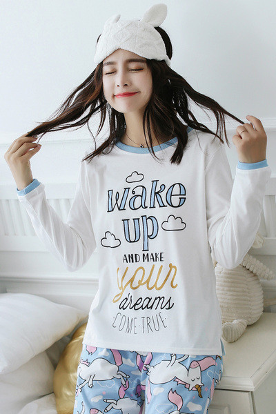 Дамска пижама от две части с принт  