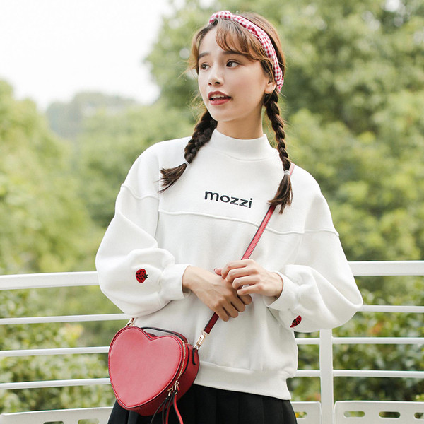 Καθημερινή χειμωνιάτικη γυναικεία φούτερ σε δύο χρώματα