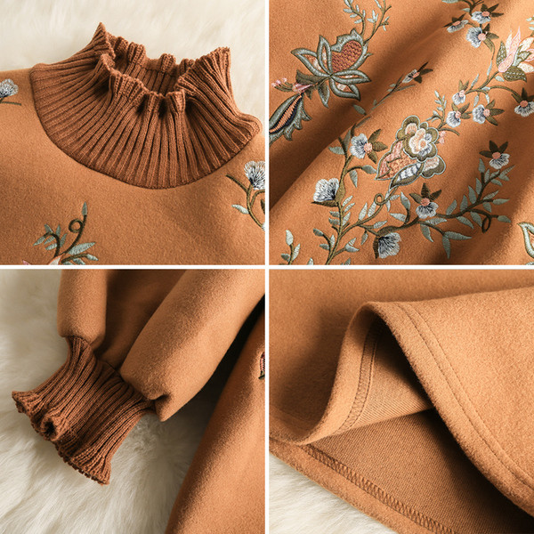 Κομψό φόρεμα κυρίες σε ευρύ μοτίβο με κολάρο και κέντημα για πόλο