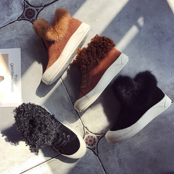 Καθημερινές μπότες χειμωνιάτικες κυρίες με κάτω σε δύο σχέδια - με ή χωρίς συνδέσμους