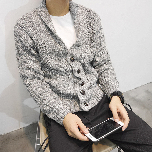 Πλεκτό γιλέκο τύπου V σε δύο χρώματα