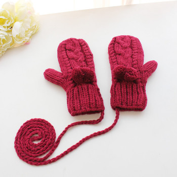 Плетени ватирани дамски ръкавици в четири цвята