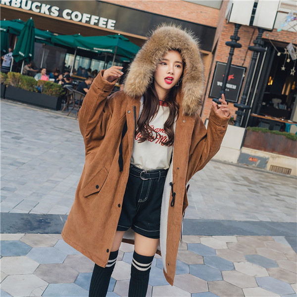 Σπορ-κομψό μακρύ παλτό με κουκούλα