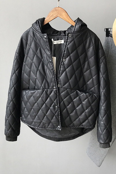 Κομψό σπορ-κομψό κυλινδρικό σακάκι σε δύο μοντέλα - με κουκούλα και χωρίς