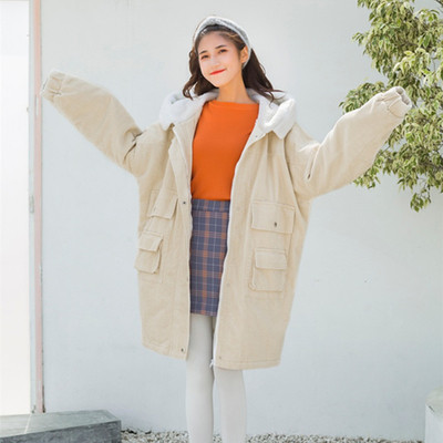 Спортно дълго дамско палто с качулка и джобове