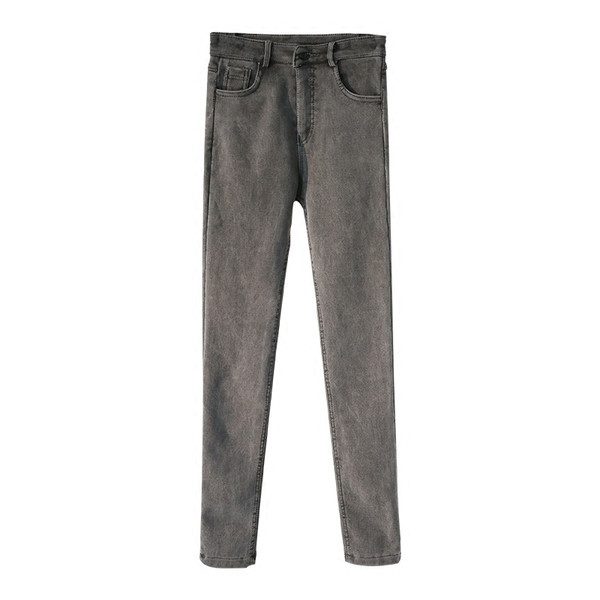 Μοντέρνα γυναικεία τζιν μοντέλα σε δύο διαφορετικά χρώματα