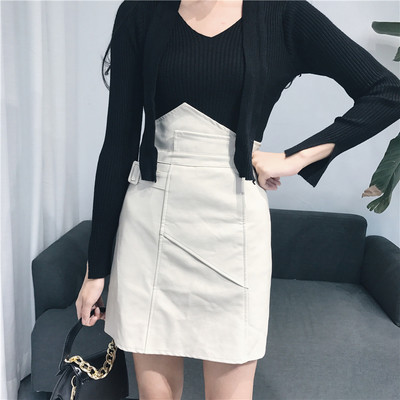 Κομψή γυναικεία φούστα - λεπτό, υψηλής ραφής δέρμα