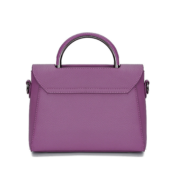 Дамски нови класически чанти за всеки вкус - лилави, червени, черни