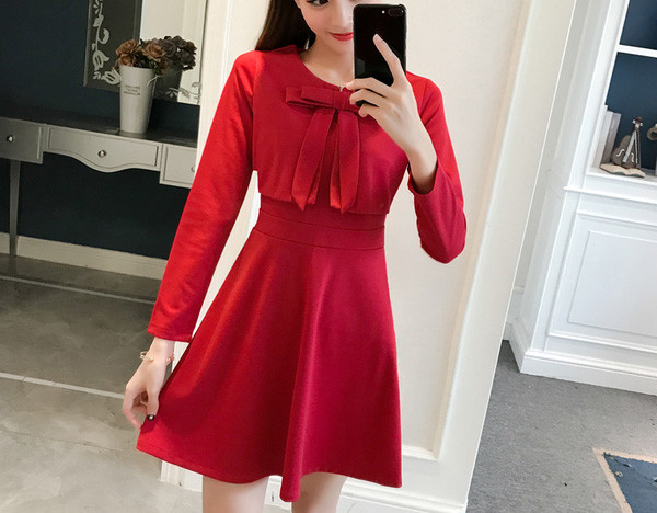 Κομψήό γυναικείο φόρεμα  με μακριά μανίκια, κολάρο και κορδέλα σε σχήμα O - 2 χρώματα